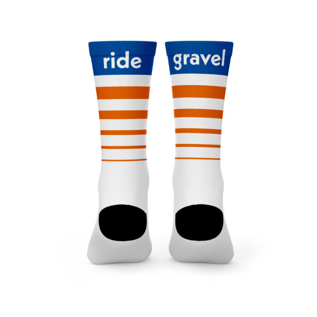 Alle @ridegravel.ch-Socken im Sale, nur 9 CHF. 
Dazu noch viele weitere Produkte mit massiv reduziertem Preis, 9 CHF, in unserem Webshop! Jetzt zuschlagen und gut ausgerüstet in den Gravel-Frühling starten. 
Link in der Bio und Story! 
#socken #sox #socks #cyclinglife #gravellove #lovegravel #gravel #ridegravel