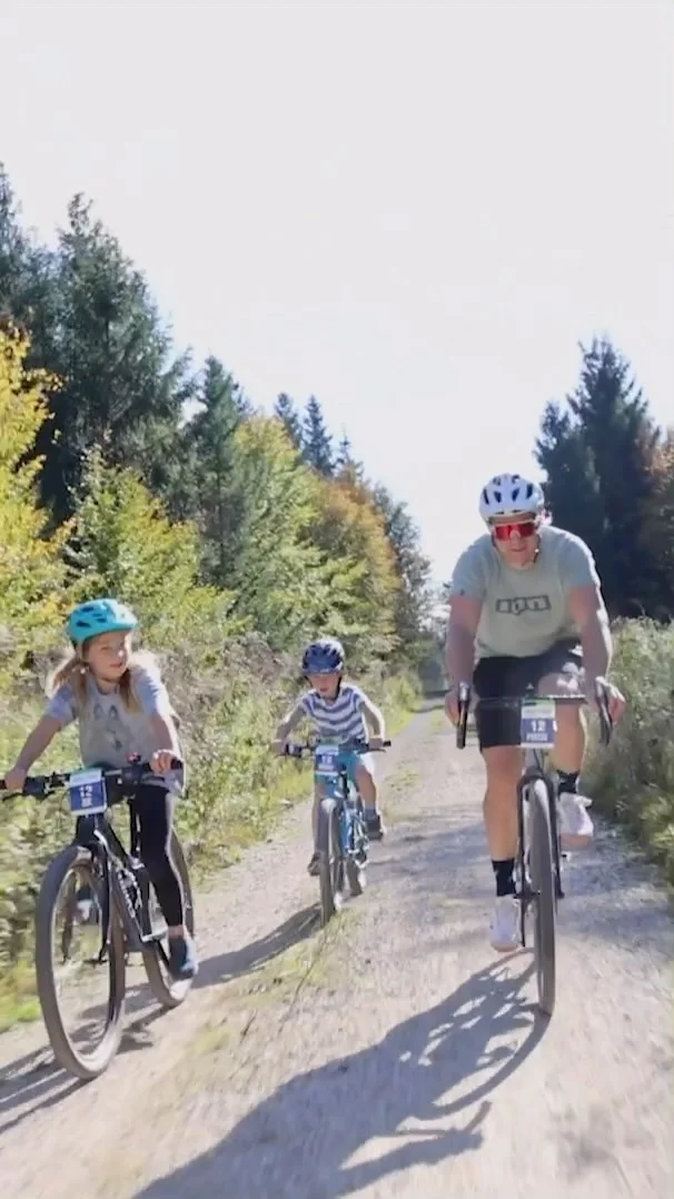 VCS Family Ride, das Format, bei dem Kinder und Erwachsene gemeinsam einen unvergesslichen Nachmittag auf dem Velo erleben! 
19. Oktober 2024, im Rahmen von Gravel Ride & Race Bern. 
Jetzt anmelden! 
#familyride #vcs #velo #erlebnis #gravelbern